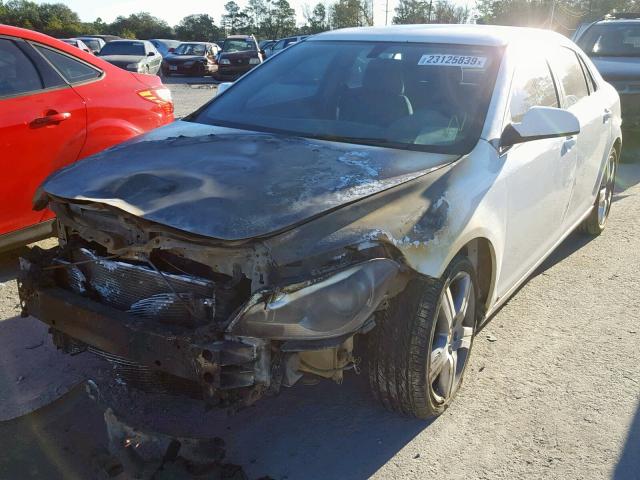 1G1ZH57B39F160154 - 2009 CHEVROLET MALIBU 1LT WHITE photo 2