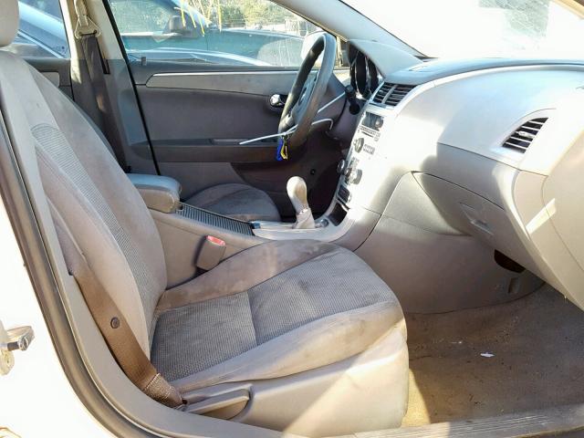 1G1ZH57B39F160154 - 2009 CHEVROLET MALIBU 1LT WHITE photo 5