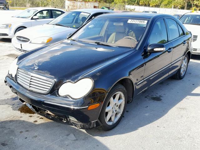 WDBRF61J92F278135 - 2002 MERCEDES-BENZ C 240 BLACK photo 2