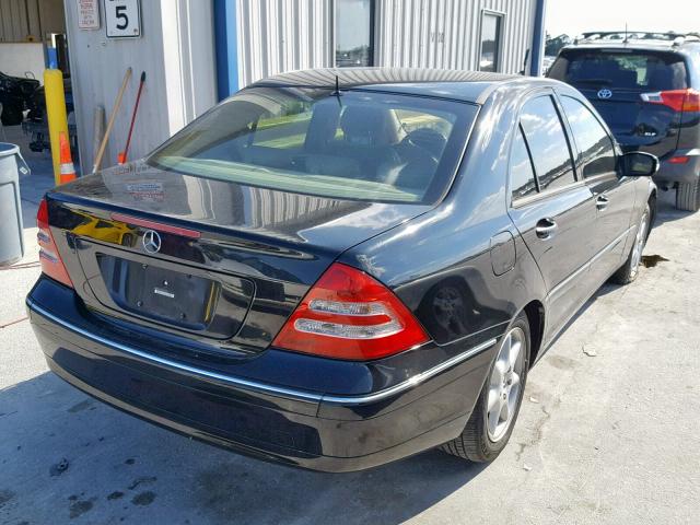 WDBRF61J92F278135 - 2002 MERCEDES-BENZ C 240 BLACK photo 4