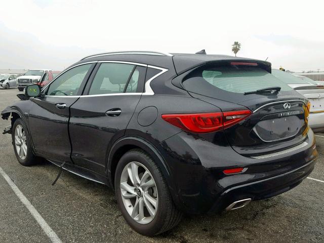 SJKCH5CPXJA046634 - 2018 INFINITI QX30 BASE BLACK photo 3