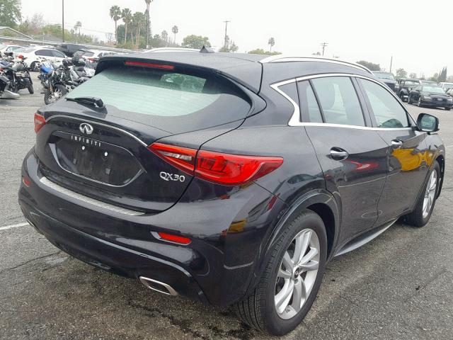 SJKCH5CPXJA046634 - 2018 INFINITI QX30 BASE BLACK photo 4