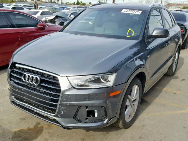 WA1BCCFS6JR011599 - 2018 AUDI Q3 PREMIUM GRAY photo 2