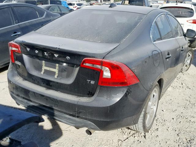 YV1622FS1C2110888 - 2012 VOLVO S60 T5 BLACK photo 4