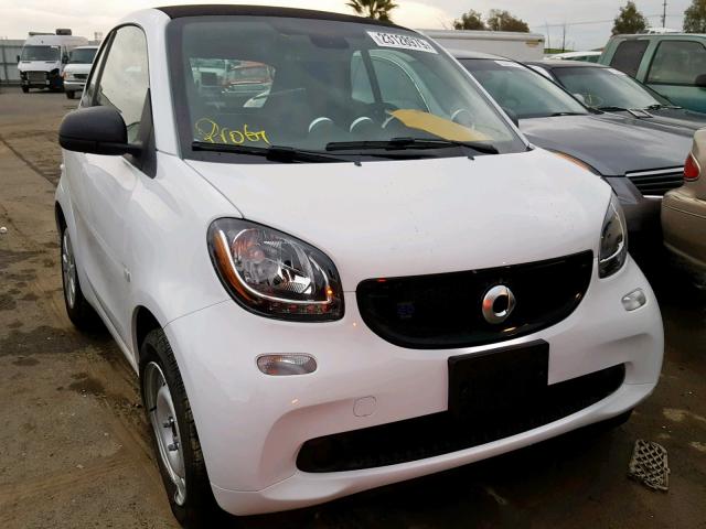 WMEFJ9BA2JK314502 - 2018 SMART FORTWO ELE WHITE photo 1