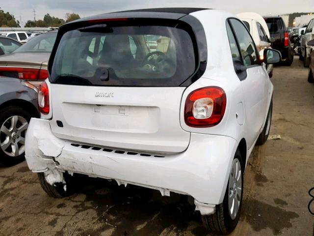 WMEFJ9BA2JK314502 - 2018 SMART FORTWO ELE WHITE photo 4