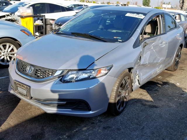 19XFB2F52DE225696 - 2013 HONDA CIVIC LX SILVER photo 2