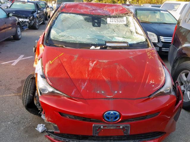 JTDKBRFU8H3546640 - 2017 TOYOTA PRIUS RED photo 9