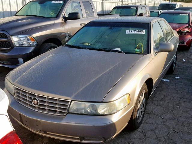 1G6KS54Y32U283685 - 2002 CADILLAC SEVILLE SL GOLD photo 2