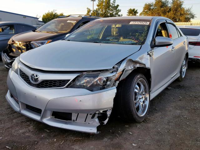 4T1BK1FK0CU010716 - 2012 TOYOTA CAMRY SE GRAY photo 2