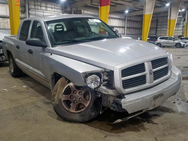 1D7HE48N86S634137 - 2006 DODGE DAKOTA QUA SILVER photo 1