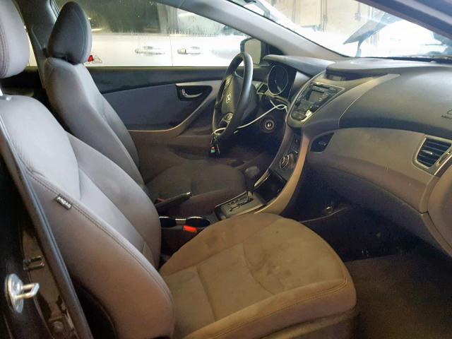5NPDH4AE8DH298379 - 2013 HYUNDAI ELANTRA GL შავი ფოტო 5