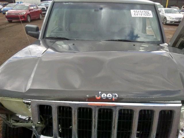 1J8HG58N36C302913 - 2006 JEEP COMMANDER BROWN photo 7
