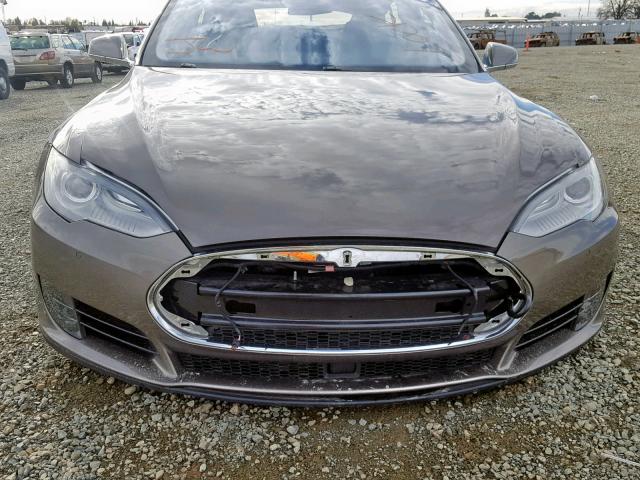 5YJSA1E23FF108743 - 2015 TESLA MODEL S GRAY photo 9