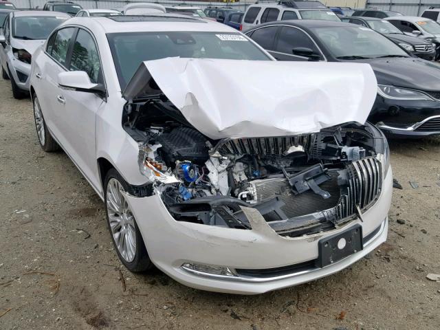 1G4GF5G36FF269342 - 2015 BUICK LACROSSE P WHITE photo 1