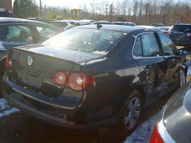 3VWRZ71K18M039370 - 2008 VOLKSWAGEN JETTA SE BLACK photo 4