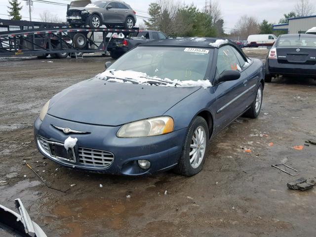 1C3EL55R72N235734 - 2002 CHRYSLER SEBRING LX BLUE photo 2