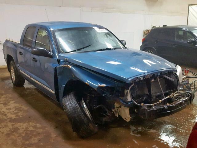 1D7HE48K95S314944 - 2005 DODGE DAKOTA QUA BLUE photo 1