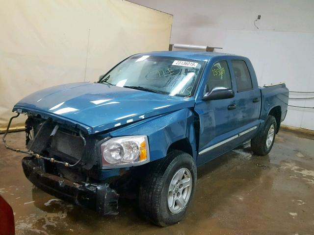 1D7HE48K95S314944 - 2005 DODGE DAKOTA QUA BLUE photo 2