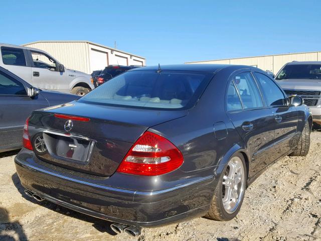 WDBUF65J14A514815 - 2004 MERCEDES-BENZ E 320 GRAY photo 4