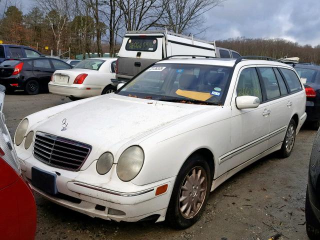 WDBJH65J23X089968 - 2003 MERCEDES-BENZ E 320 WHITE photo 2