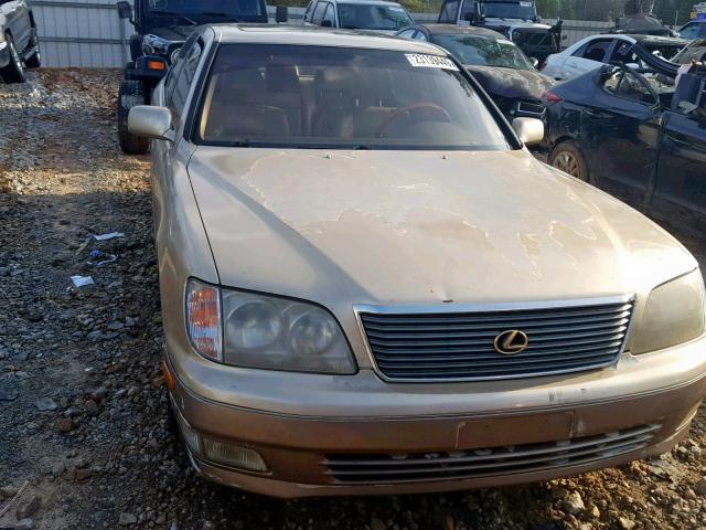 JT8BH28F4X0164804 - 1999 LEXUS LS 400 GOLD photo 9