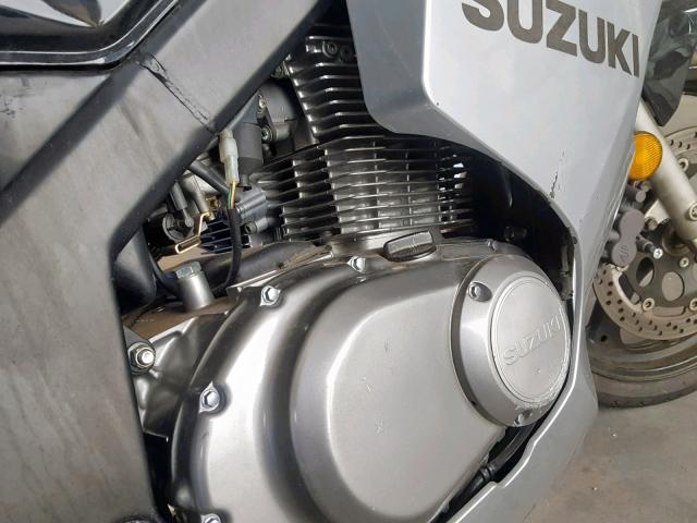 VTTGM51A252100083 - 2005 SUZUKI GS500 FK BLACK photo 7