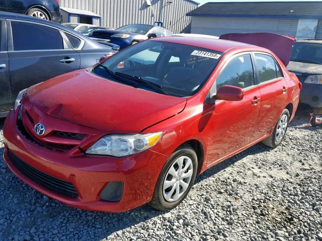 2T1BU4EE2BC632449 - 2011 TOYOTA COROLLA BA RED photo 2