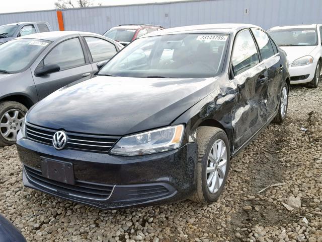 3VWDX7AJ3DM366757 - 2013 VOLKSWAGEN JETTA SE BLACK photo 2