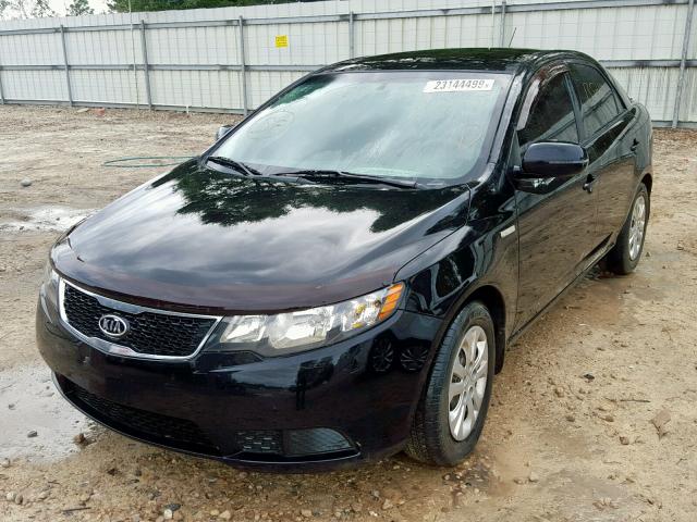 KNAFU4A28D5713997 - 2013 KIA FORTE EX BLACK photo 2