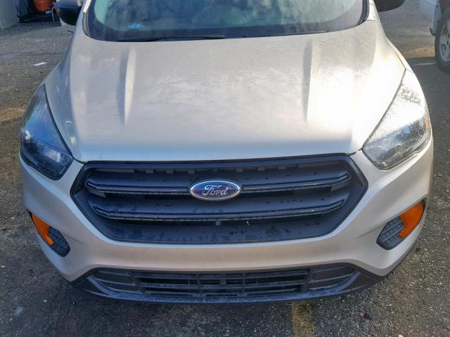 1FMCU0F7XJUB36132 - 2018 FORD ESCAPE S TAN photo 9