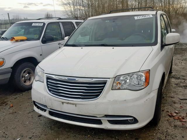 2A4RR5DGXBR735573 - 2011 CHRYSLER TOWN & COU WHITE photo 9