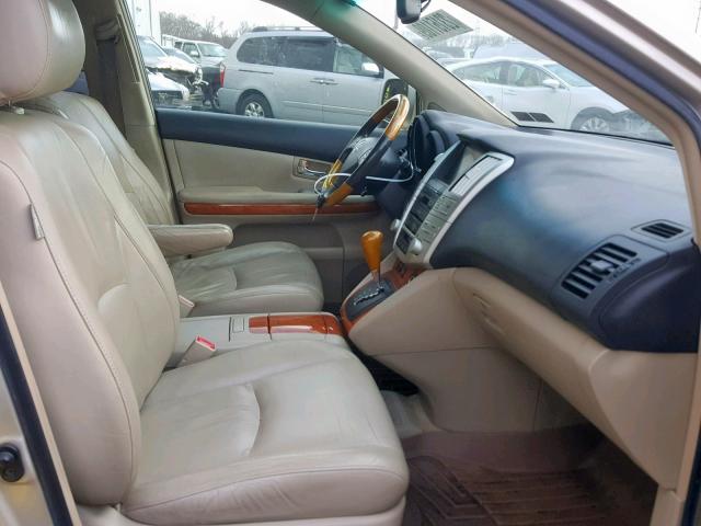 JTJHW31U572016856 - 2007 LEXUS RX 400H GOLD photo 5