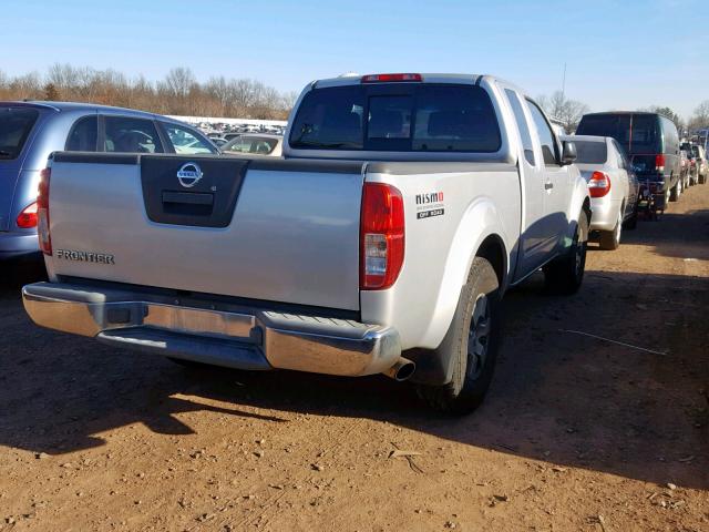 1N6AD06W25C420172 - 2005 NISSAN FRONTIER K GRAY photo 4