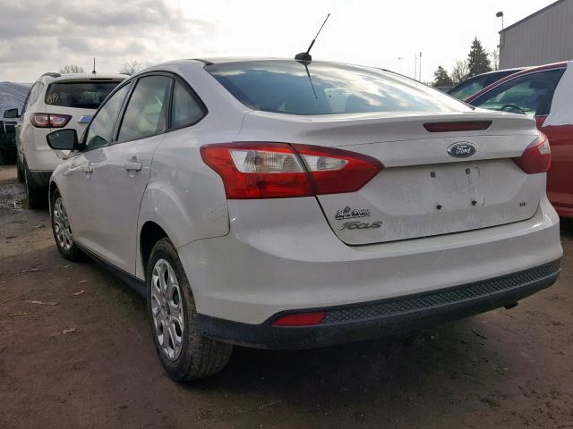 1FAHP3F29CL334500 - 2012 FORD FOCUS SE WHITE photo 3