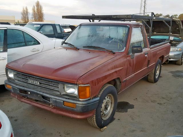 JT4RN50RXH0227115 - 1987 TOYOTA PICKUP 1/2 RED photo 2