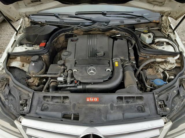 WDDGF4HB0CR232243 - 2012 MERCEDES-BENZ C 250 WHITE photo 7