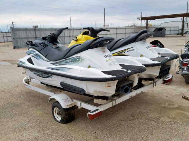 YAMA2856C303 - 2001 YAMAHA WAVERUNNER YELLOW photo 3