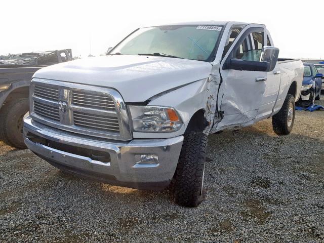 3D7UT2CL1BG508931 - 2011 DODGE RAM 2500 WHITE photo 2