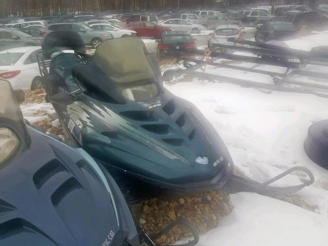 9851404 - 1998 ARCC SNOWMOBILE GREEN photo 1
