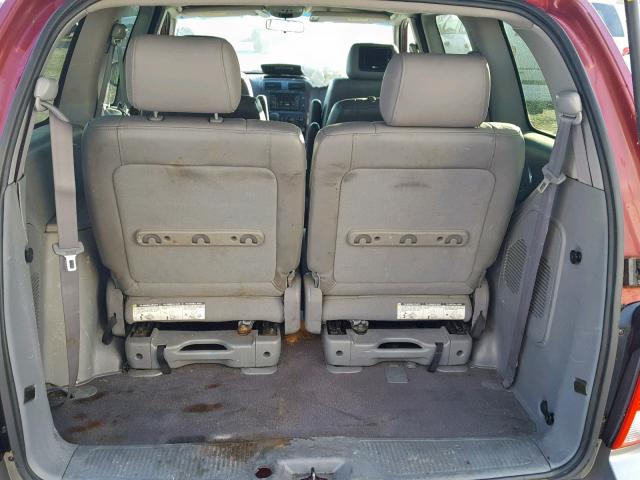 KNDUP131426256701 - 2002 KIA SEDONA EX RED photo 9