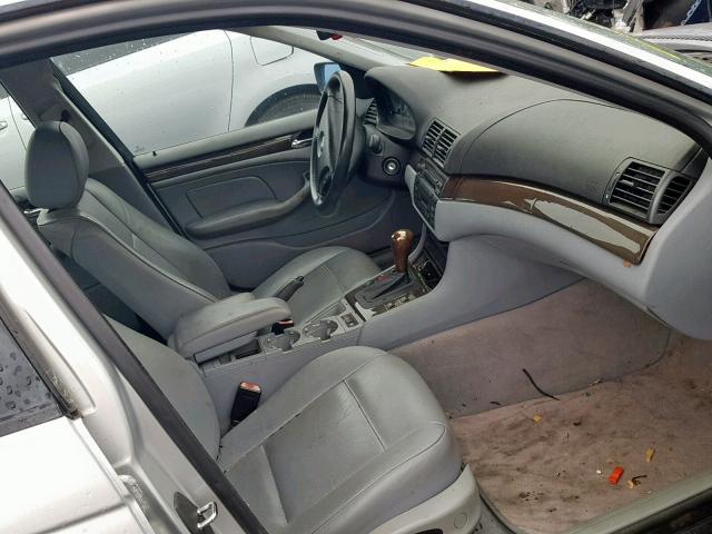 WBAAZ33433PH32273 - 2003 BMW 325 I 银色 照片 5