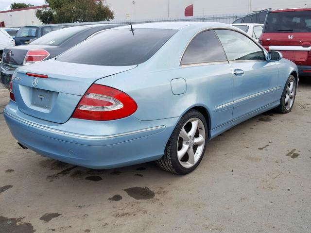 WDBTJ65J34F064808 - 2004 MERCEDES-BENZ CLK 320C TURQUOISE photo 4