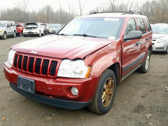 1J4GR48K95C610447 - 2005 JEEP GRAND CHER RED photo 2