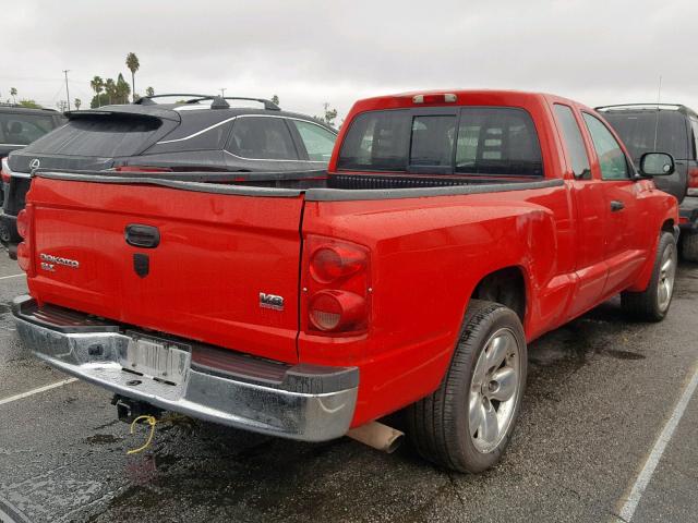 1D7HE42NX5S176530 - 2005 DODGE DAKOTA SLT RED photo 4