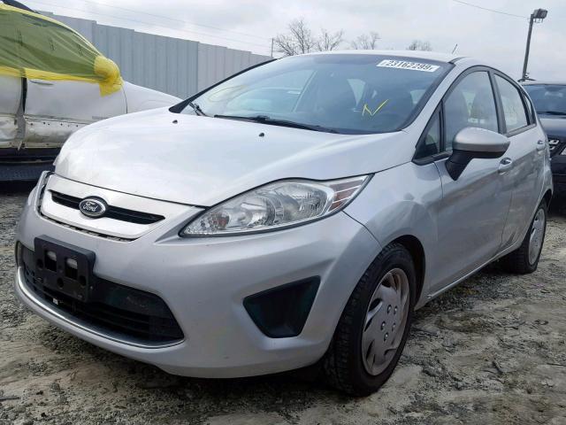 3FADP4EJ5CM216536 - 2012 FORD FIESTA SE SILVER photo 2