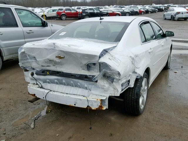 1G1ZG57B594221857 - 2009 CHEVROLET MALIBU LS თეთრი ფოტო 4