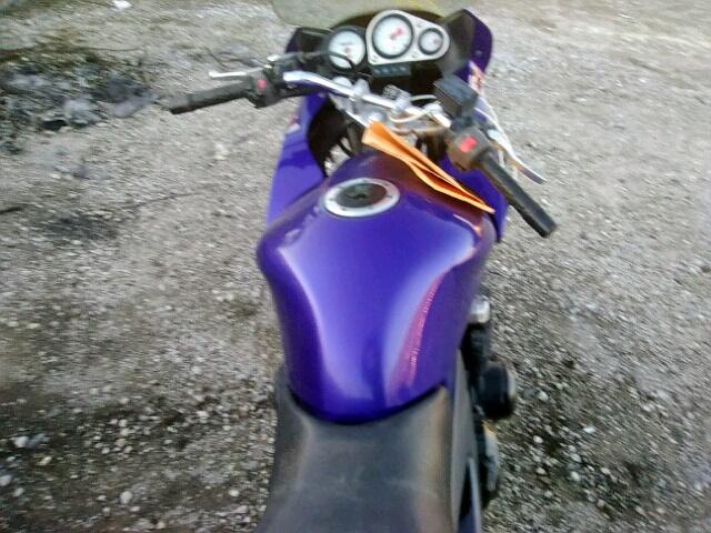 JKAZRDH122A004012 - 2002 KAWASAKI ZR750 G PURPLE photo 5