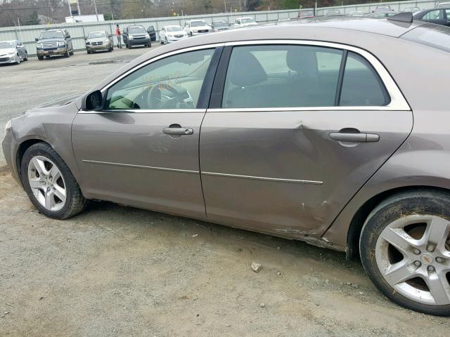 1G1ZB5E08CF209858 - 2012 CHEVROLET MALIBU LS BROWN photo 9