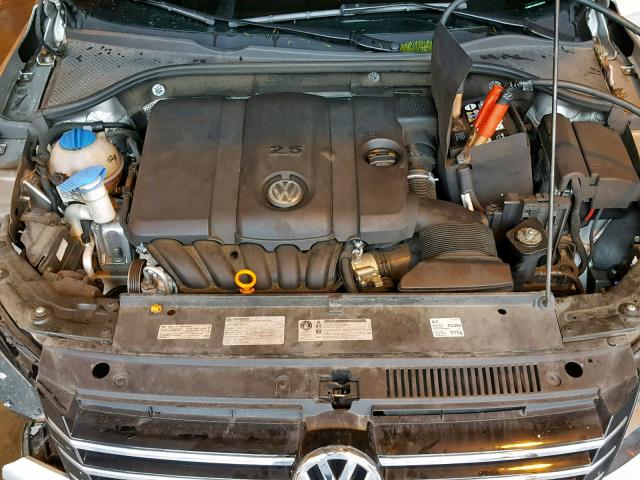 1VWBP7A33DC084015 - 2013 VOLKSWAGEN PASSAT SE SILVER photo 7